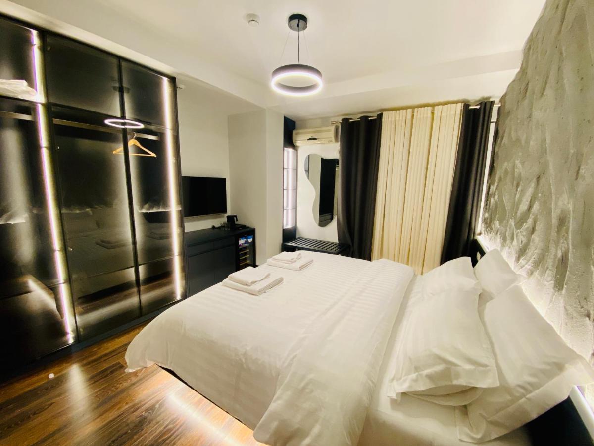 Tirana Central Rooms * Tirana