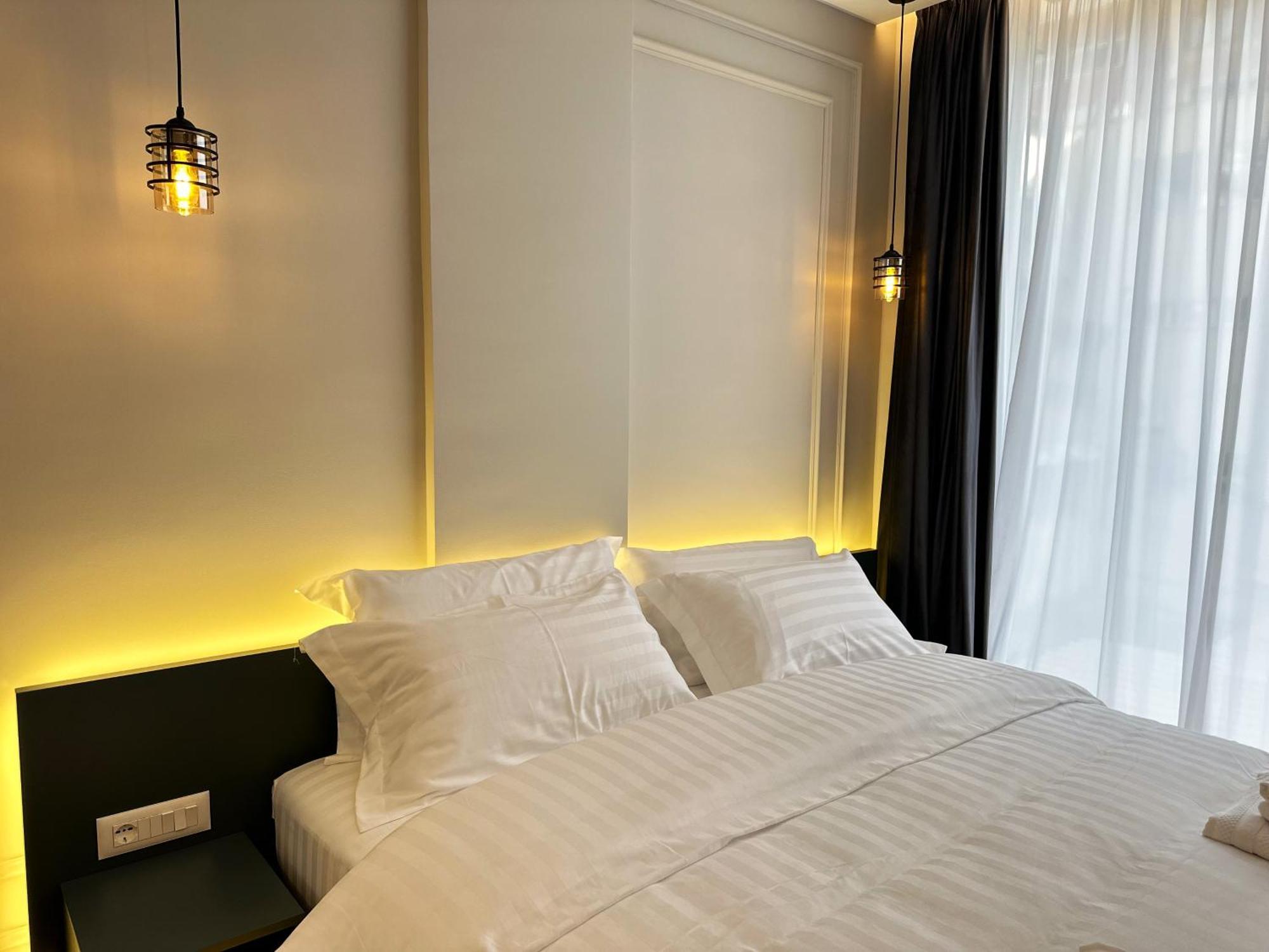 Tirana Central Rooms *
