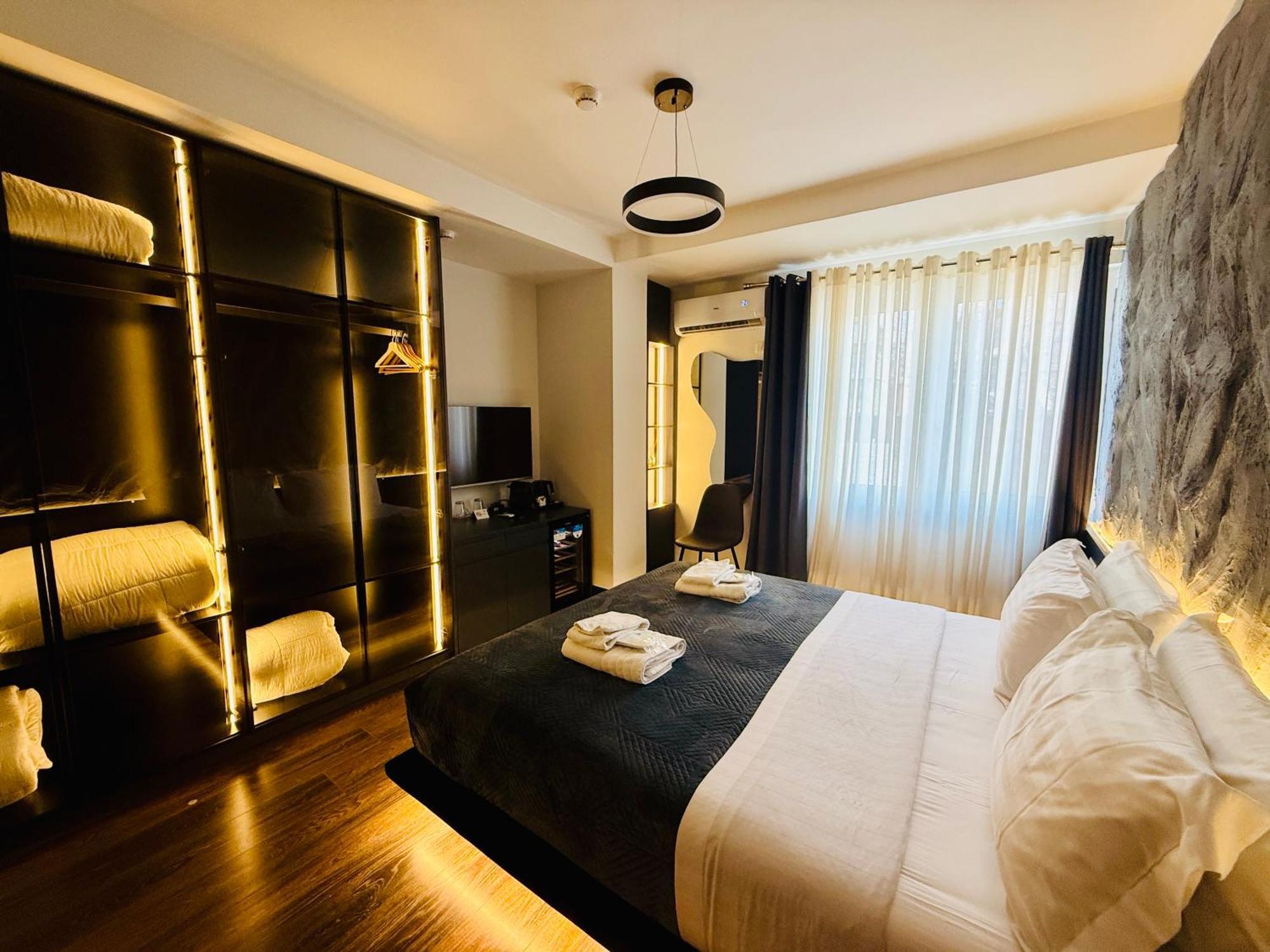 Tirana Central Rooms Tirana