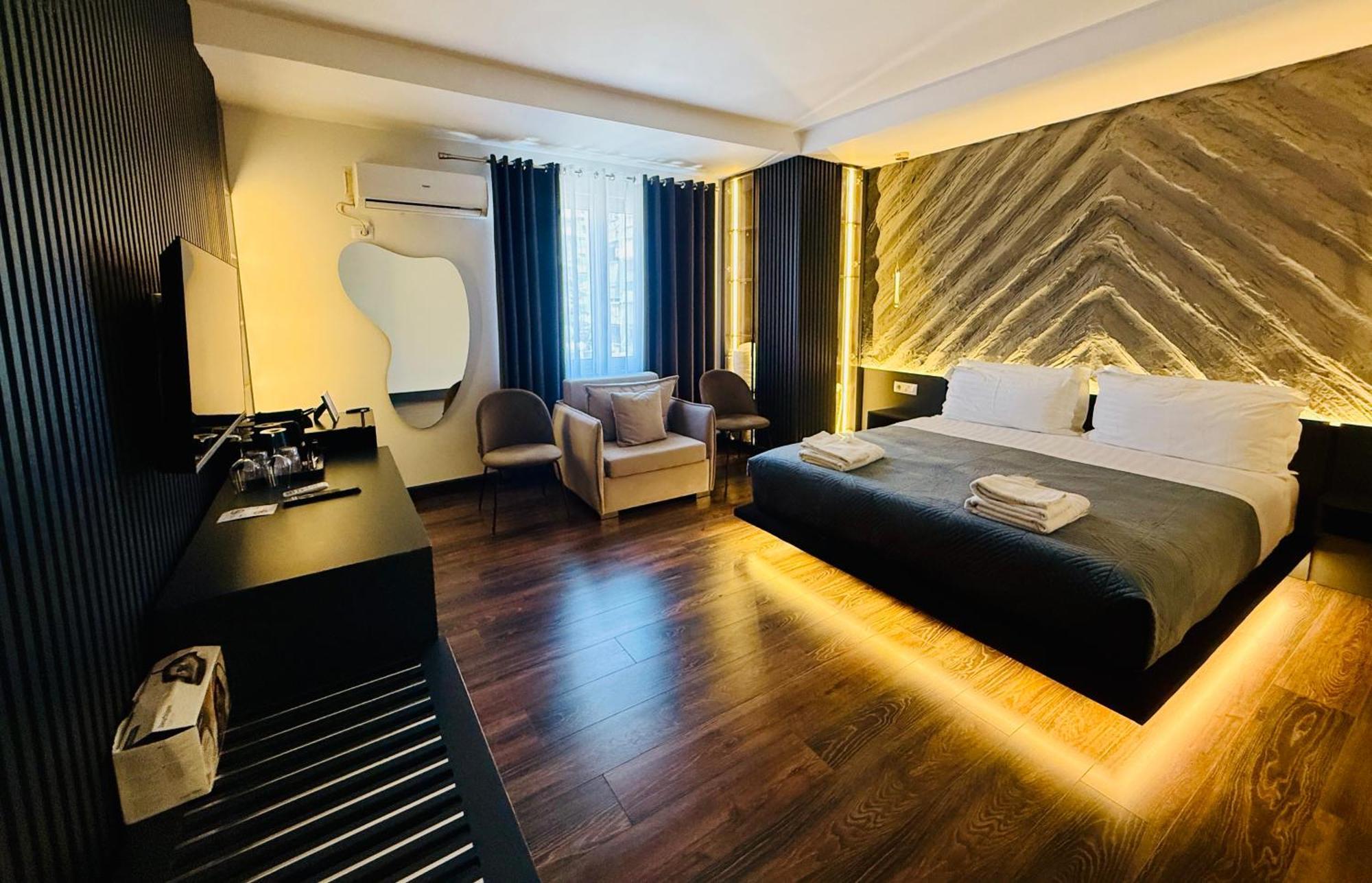 Tirana Central Rooms * Tirana